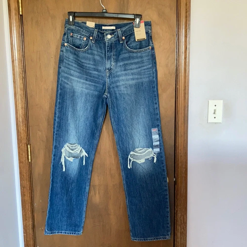 Levi’s low pro straight leg jean cotton midrise distressed denim 30